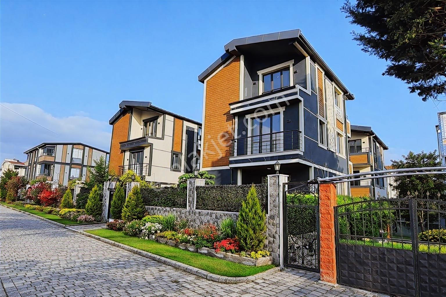 Tekirdağ Yeniçiftlikde İnci Mercan Villa ''kartallardan''