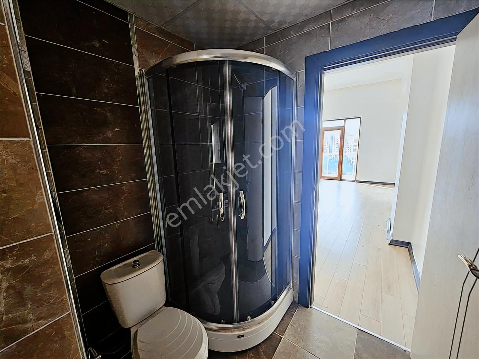 Bağlıca'da Merkezi Konumda , Boyalı Masrafsız Kiralık 4+1 Daire - Görsel 20