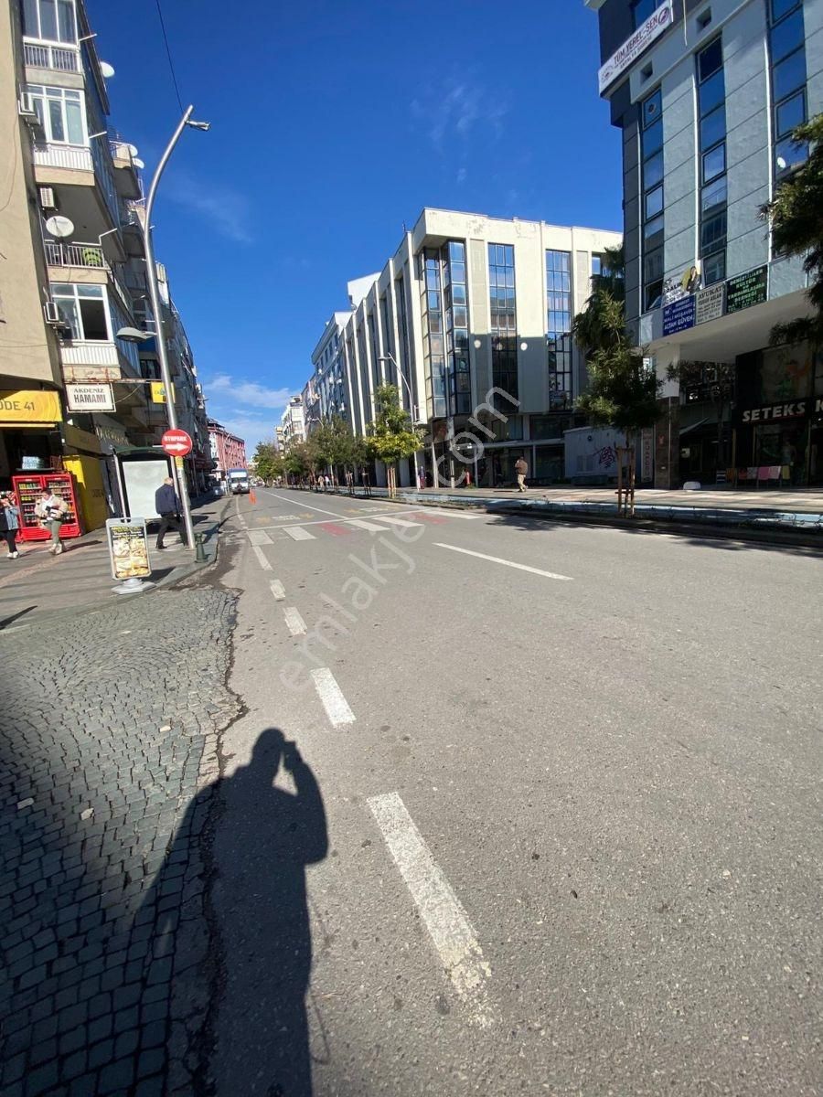 Merkezi Konumda Denize Yürüme Mesafesinde 2+1 Geniş Daire - Görsel 12