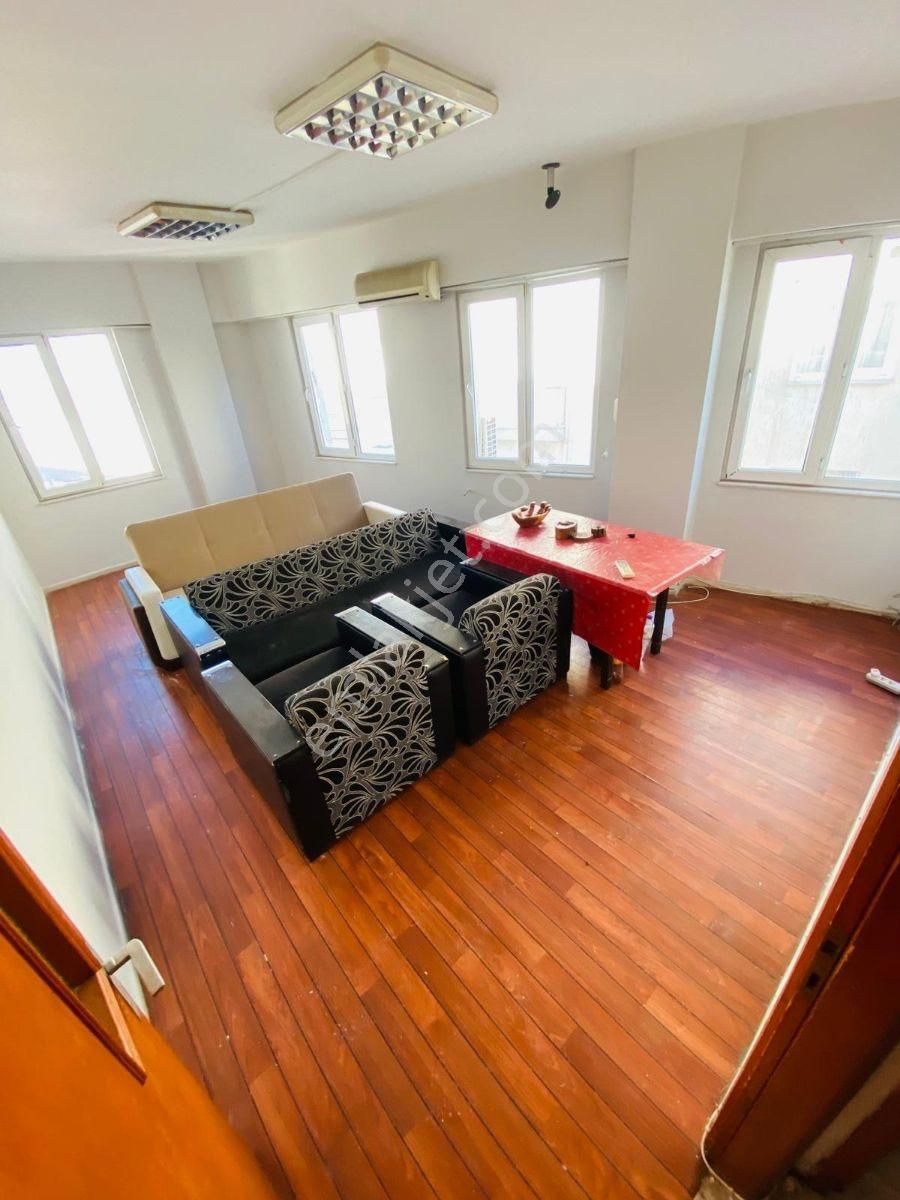 Merkezi Konumda Denize Yürüme Mesafesinde 2+1 Geniş Daire - Görsel 3