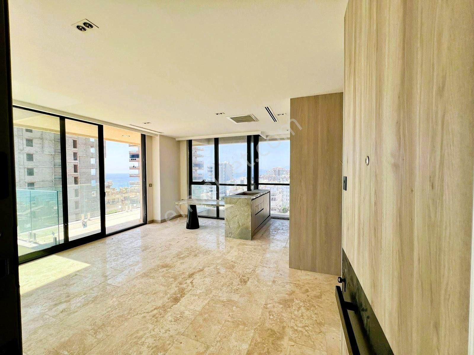 Alanya Mahmutlarda Denize Sıfır, Eşsiz Manzaralı 2+1 Lüks Daire - Görsel 19