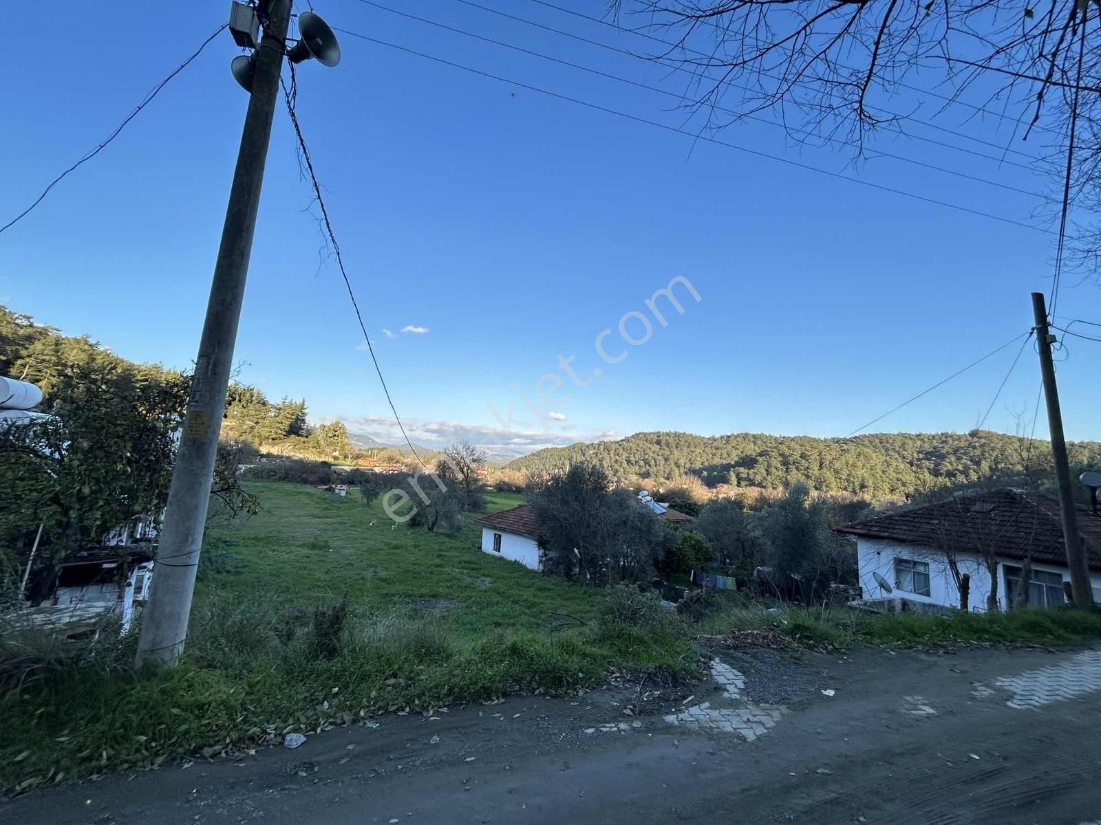 Muğla Ula Sarayyanı Köyiçi'nde İmarlı Satılık 2549m2 Tarla - Görsel 4