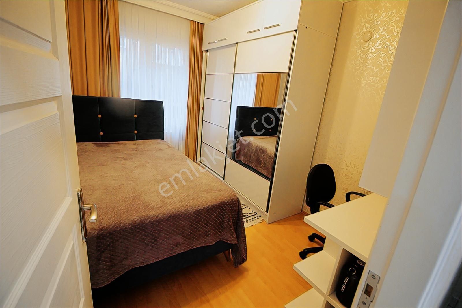 İdealtepede Sahile Yakın İçi Yenilenmiş Harika 3+1 Fırsat Daire - Görsel 25