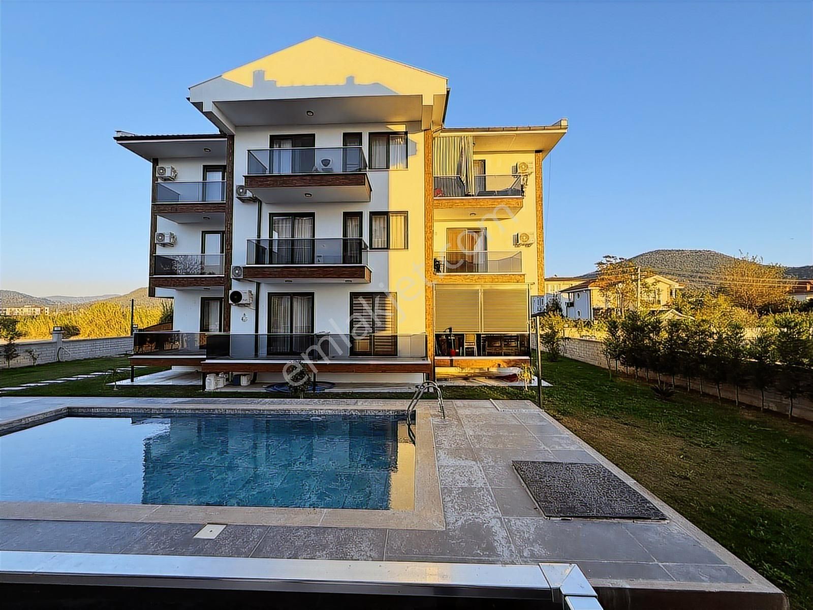 Stop'tan Şerefler'de *havuzlu Klimalı* 2+1 Satılık Daire - Görsel 4