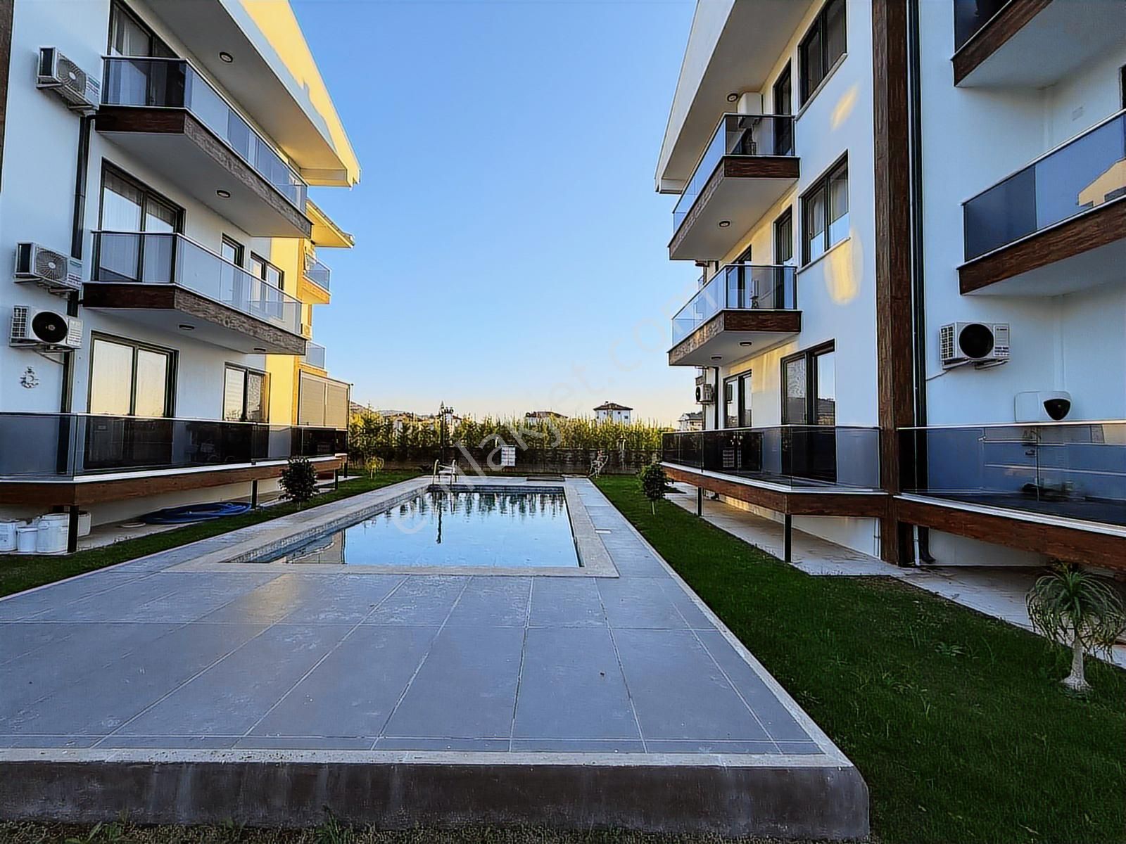 Stop'tan Şerefler'de *havuzlu Klimalı* 2+1 Satılık Daire - Görsel 5