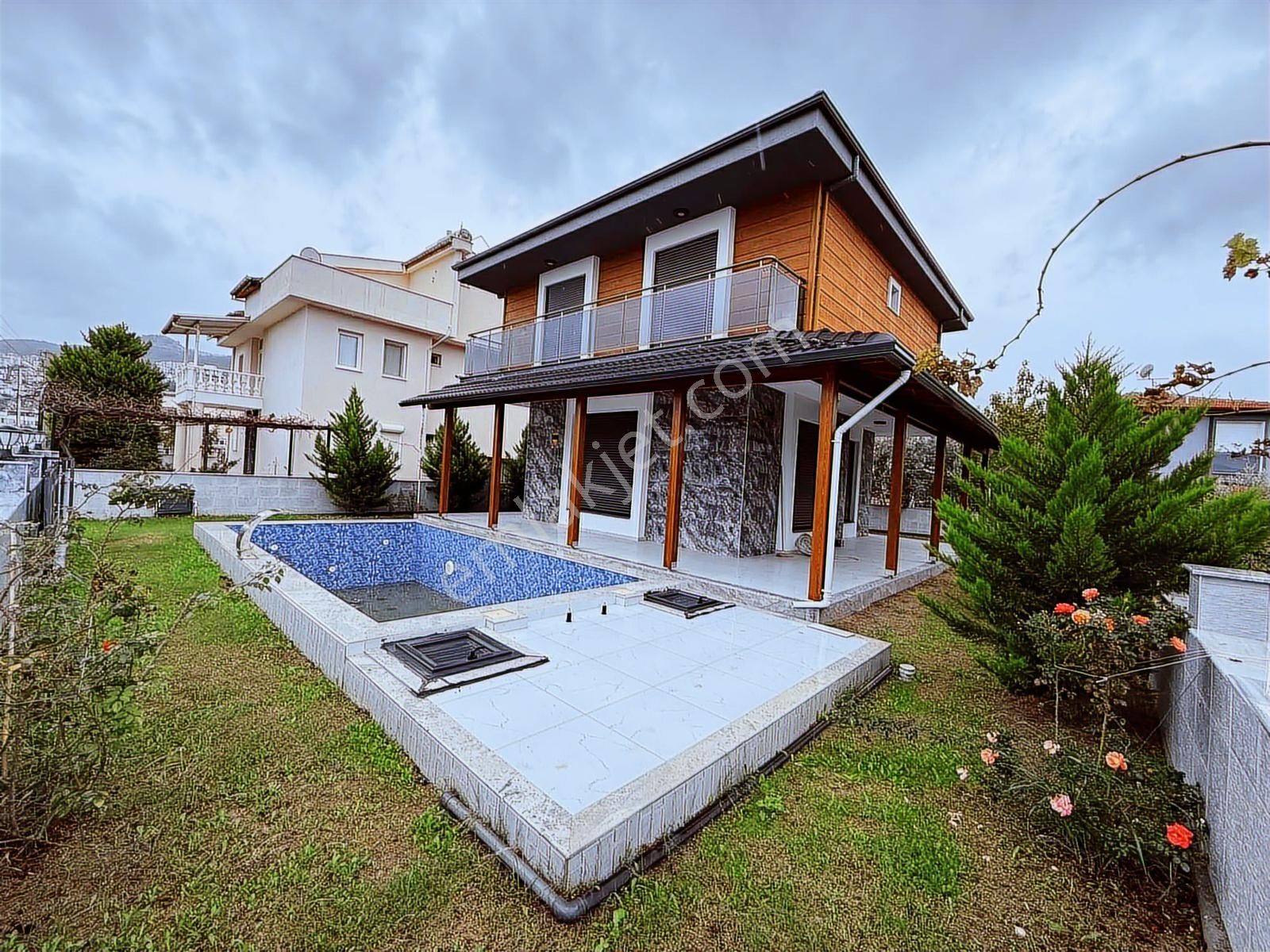 Kuşadası Güzelçamlı Sahiline Yakın Satılık 3+1 Özel Havuzlu - Görsel 28