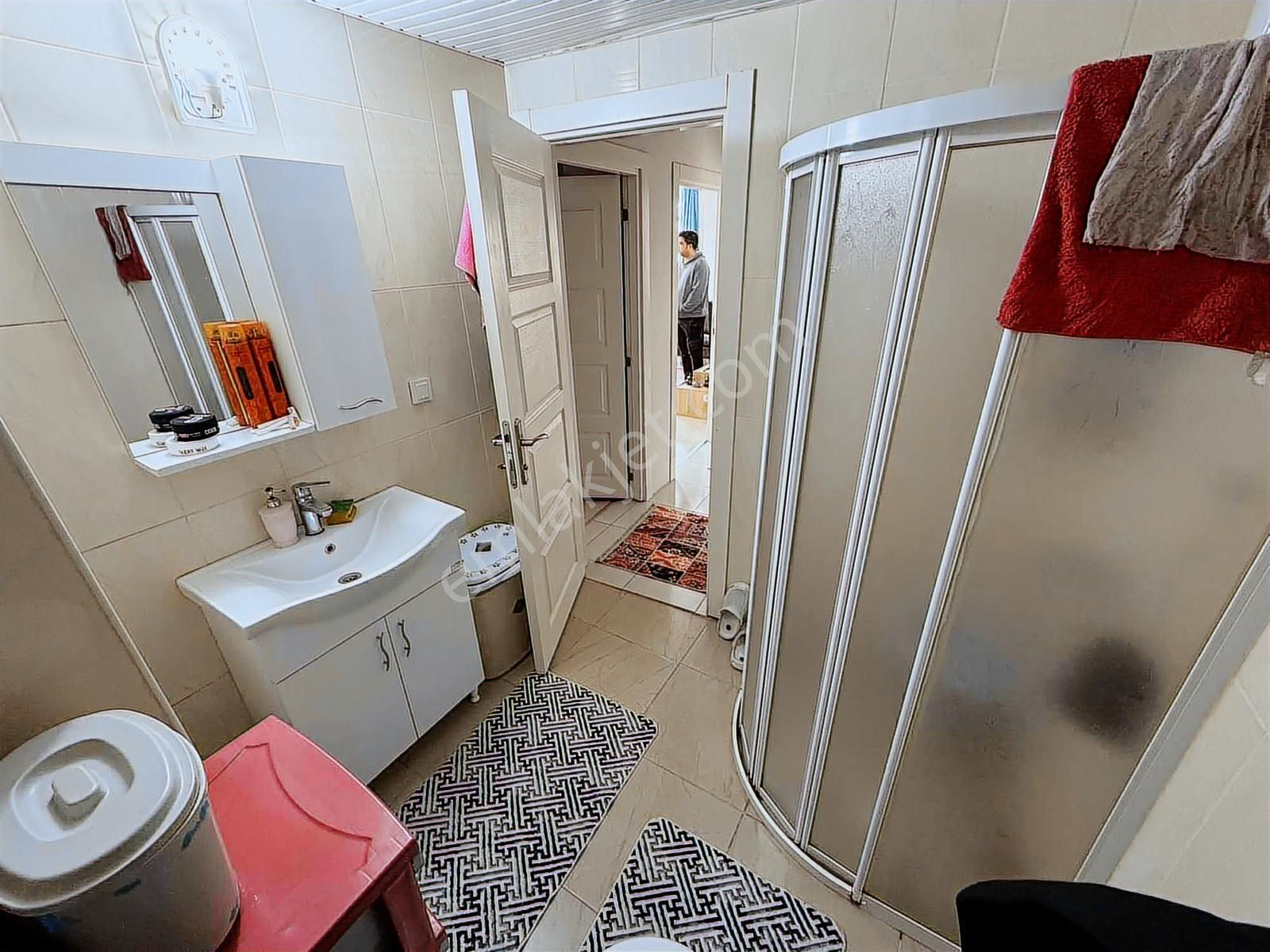 Fırsat ! Kızılarıkta Garanti Bankası Arkası 2+1 Satılık Daire - Görsel 8