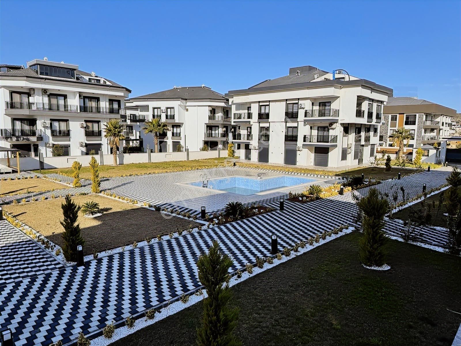 Didimde Satılık Havuzlu Güvenlikli Sitede Uygun Fiyata 1+1 Daire - Görsel 3