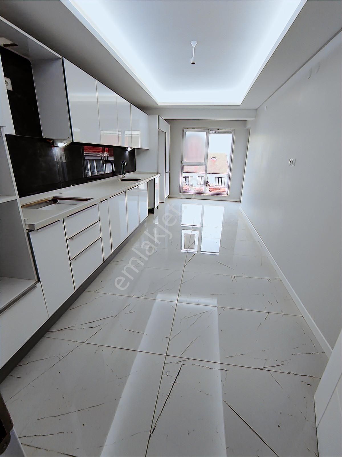 Fazelden Fırsat 145 M2 Behçet Necatigil Üzer Satılık 3+1 Daire