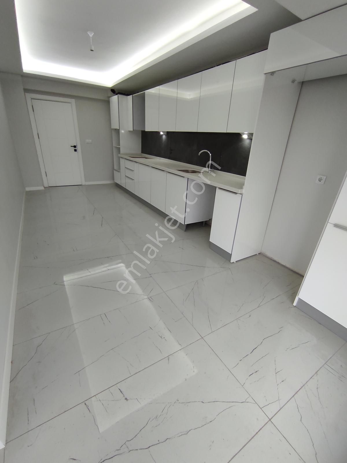 Fazelden Fırsat 145 M2 Behçet Necatigil Üzer Satılık 3+1 Daire - Görsel 13