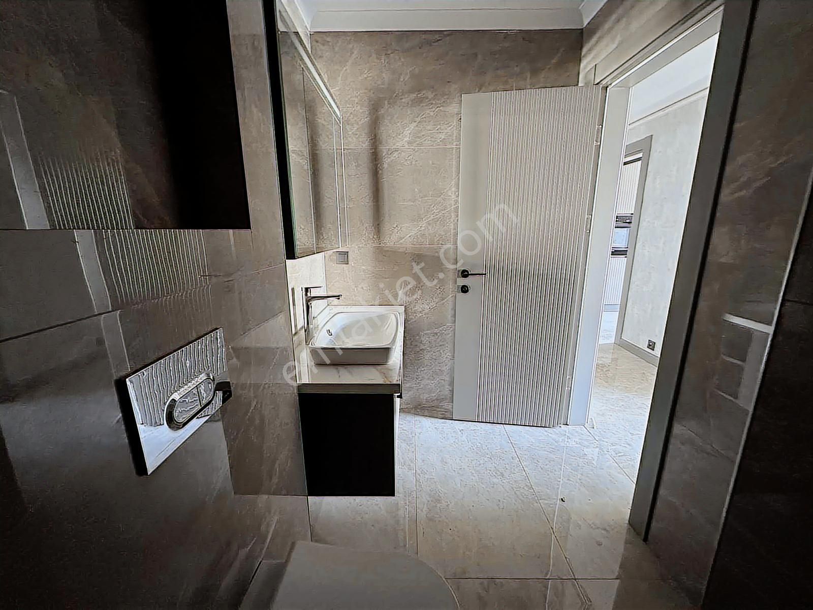 Burhaniyenin En Güzel Sitesinde Kiralık 2+1 - Görsel 23