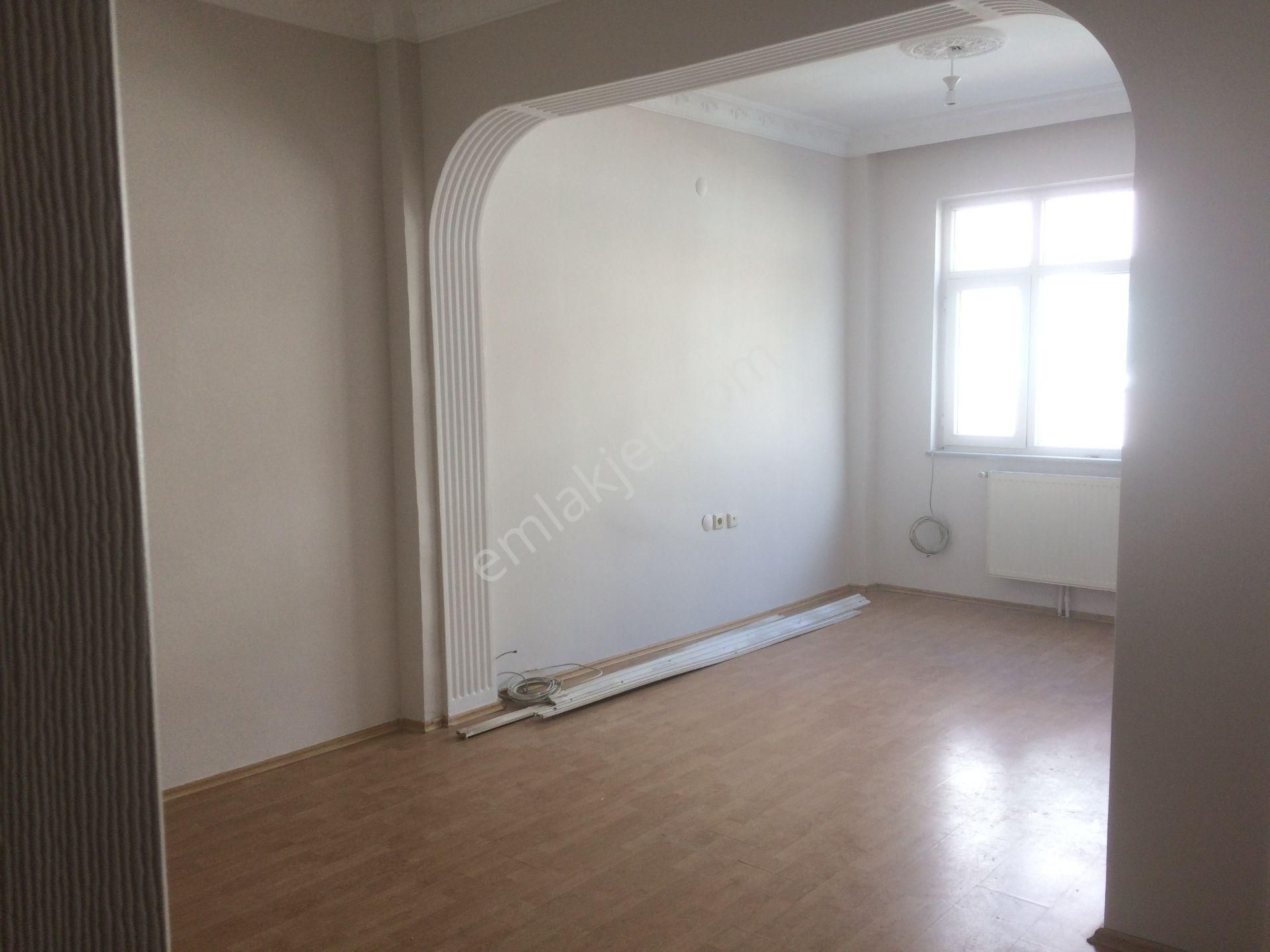 2+1 Daire ; Aile Apartmanında Merkezi Konuma Sahip ....sahibinden... - Görsel 11