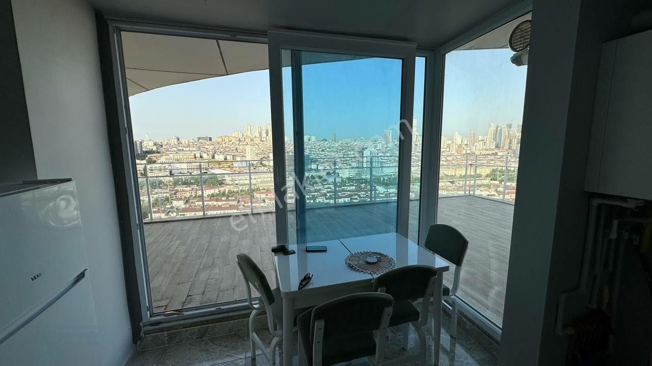 Lıve Terrace Satılık Yüksek Kat Büyük 2+1 فروش فوری - Görsel 8