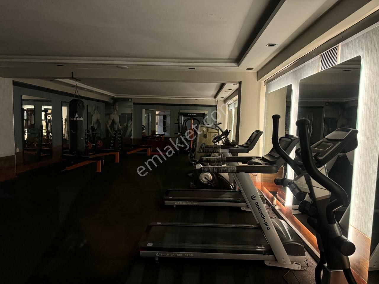 Lıve Terrace Satılık Yüksek Kat Büyük 2+1 فروش فوری - Görsel 24