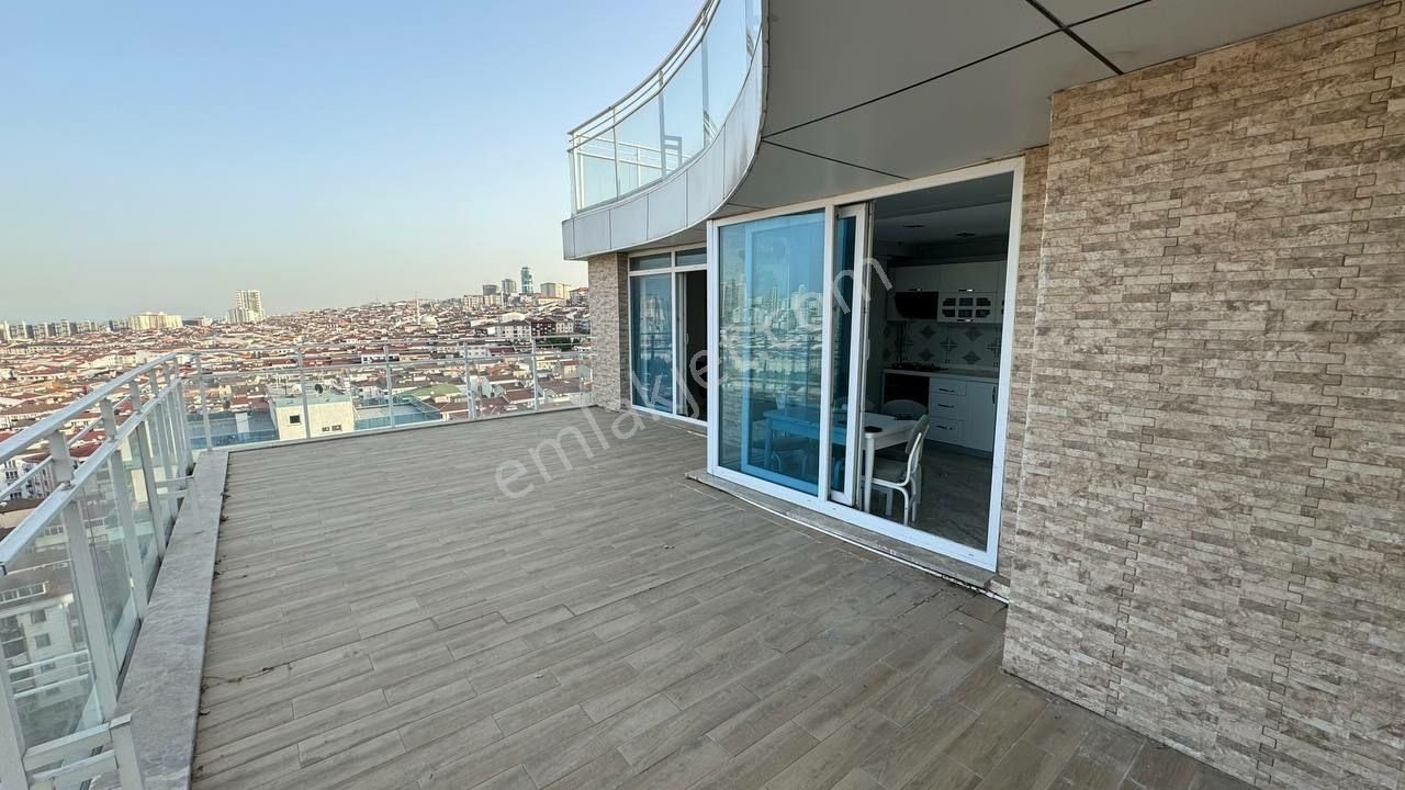 Lıve Terrace Satılık Yüksek Kat Büyük 2+1 فروش فوری - Görsel 16