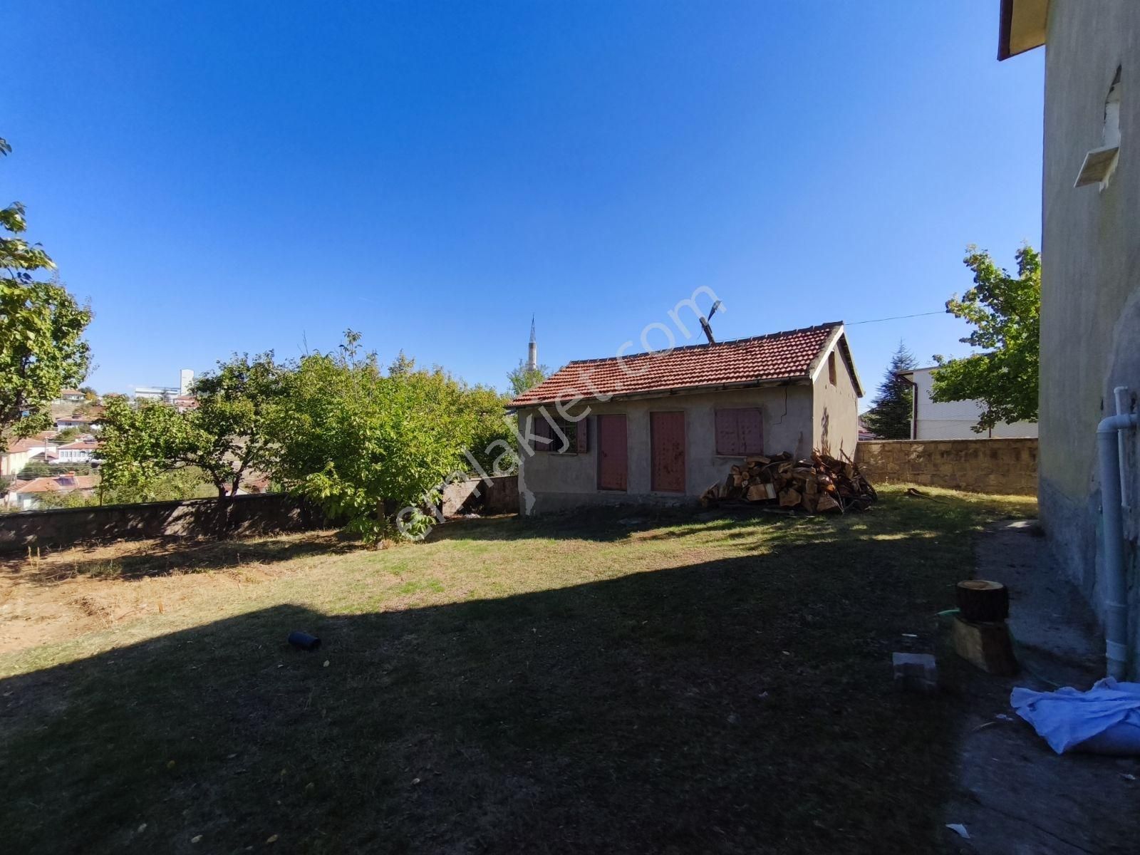 Gaziler Emlak'tan 785 M2 Arsa İçinde 2 Katli Kelepir Müstakil Ev - Görsel 12