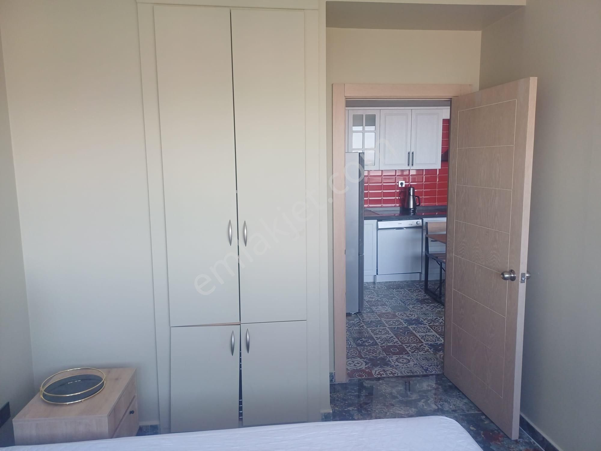 Çukurambar Akman Plazada Katta Manzaralı Yapılı Full Mobilyalı 1+1 Kiralık Daire - Görsel 9