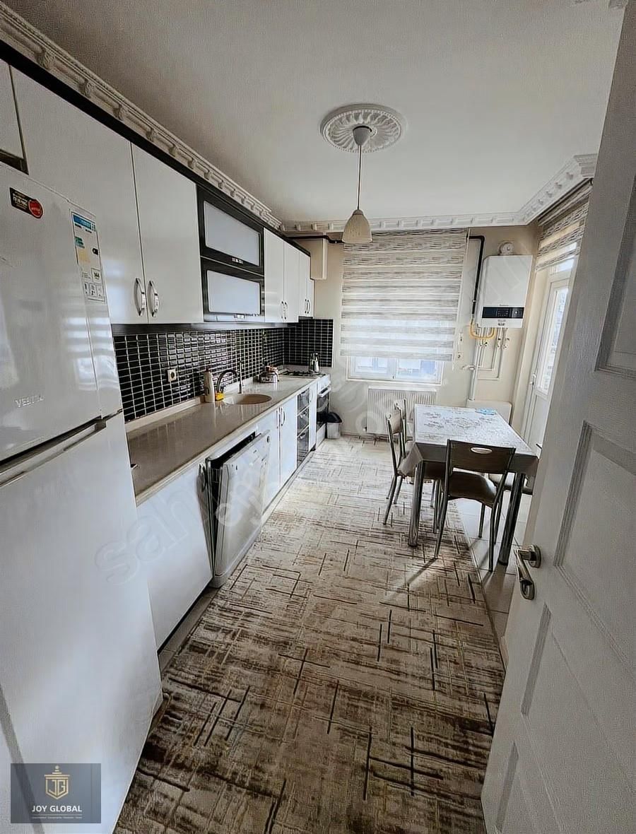 Bahçeyakada Eşyalı 3+1 Çok Geniş Klimalı Doğalgazlı Daire - Görsel 14