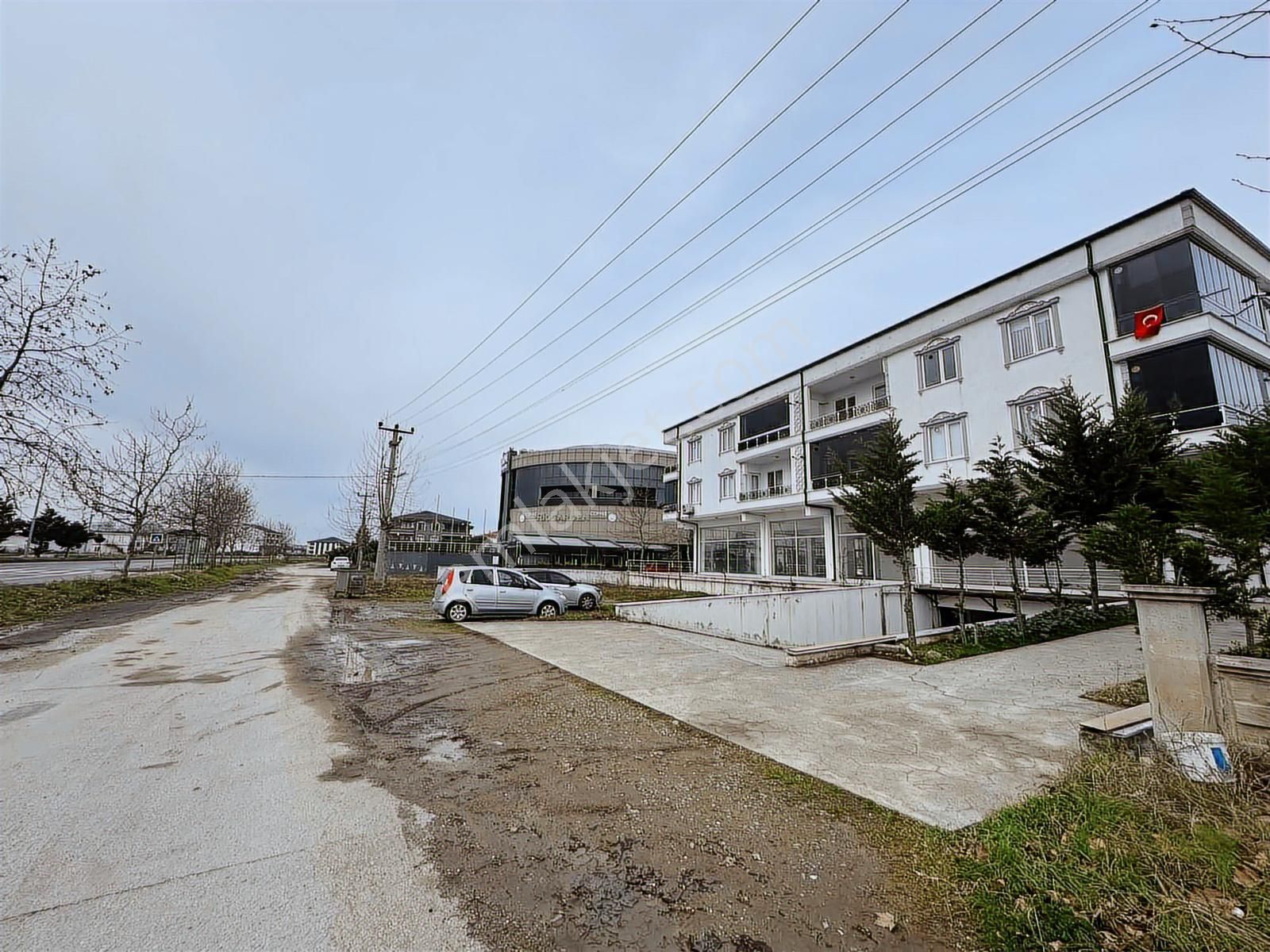 Sakarya Karasu Sahilde Hastane Ve Avm Yakını 2+1 Eşyalı Daire - Görsel 3