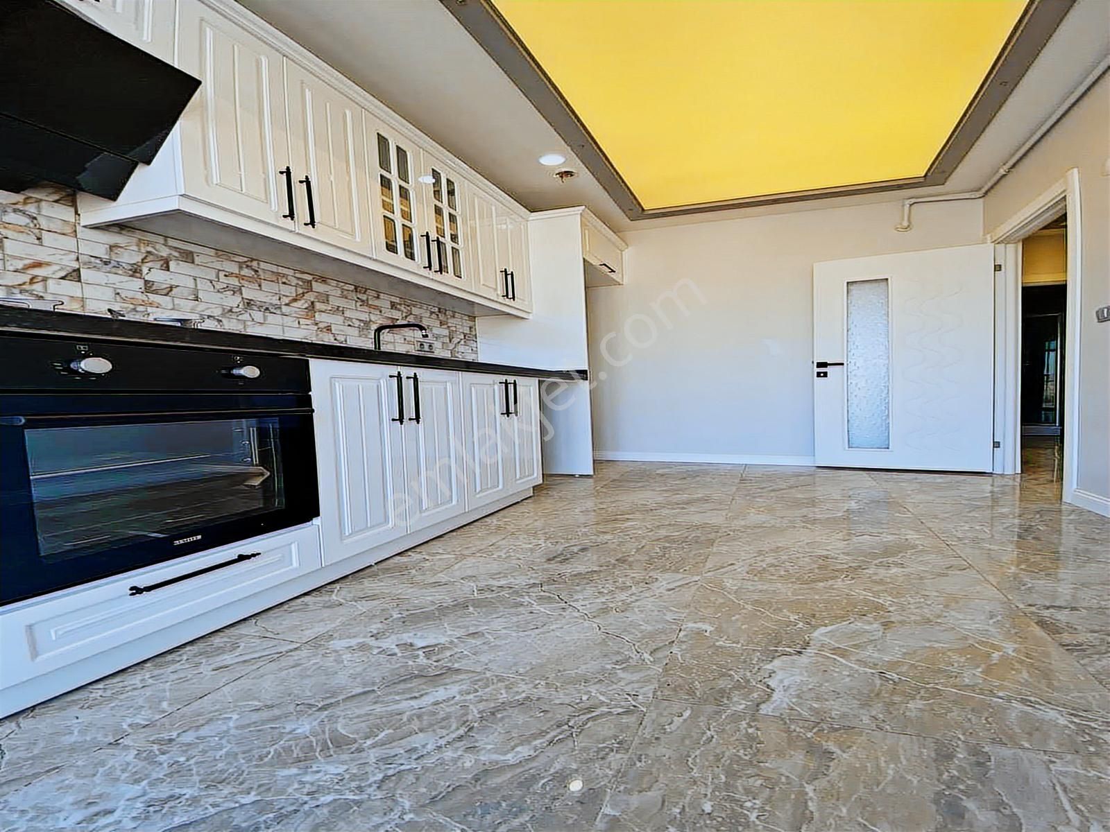 Beylikdüzü'nde Full Sosyal Site İçerisinde Fırsat 2+1 Daire - Görsel 21