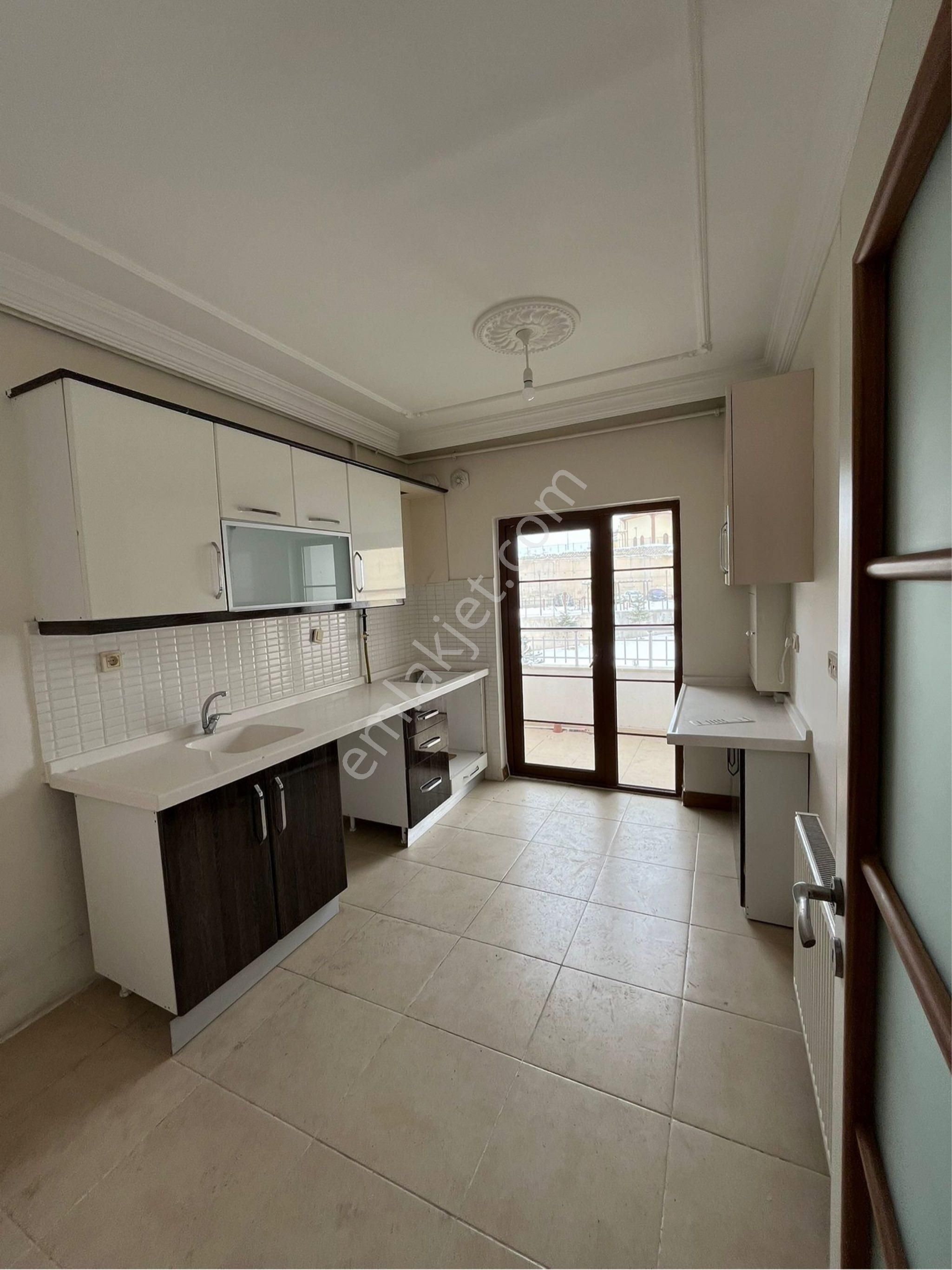 Anadolu Emlaktan Serkent Tokide 3+1 Daire - Görsel 12