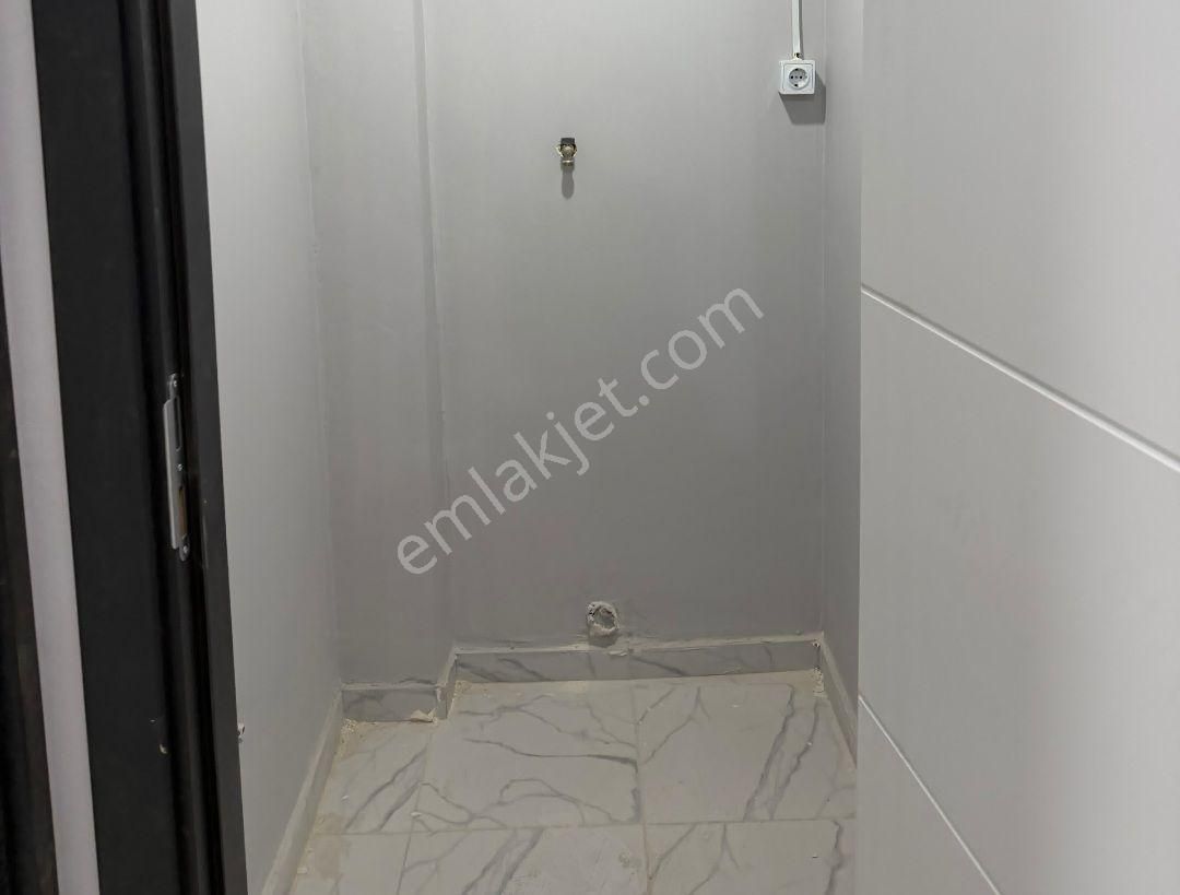 Bahçelievler Yenibosna Şirinevler Mah Satılık Daire Kat. 4.3+1 - Görsel 32