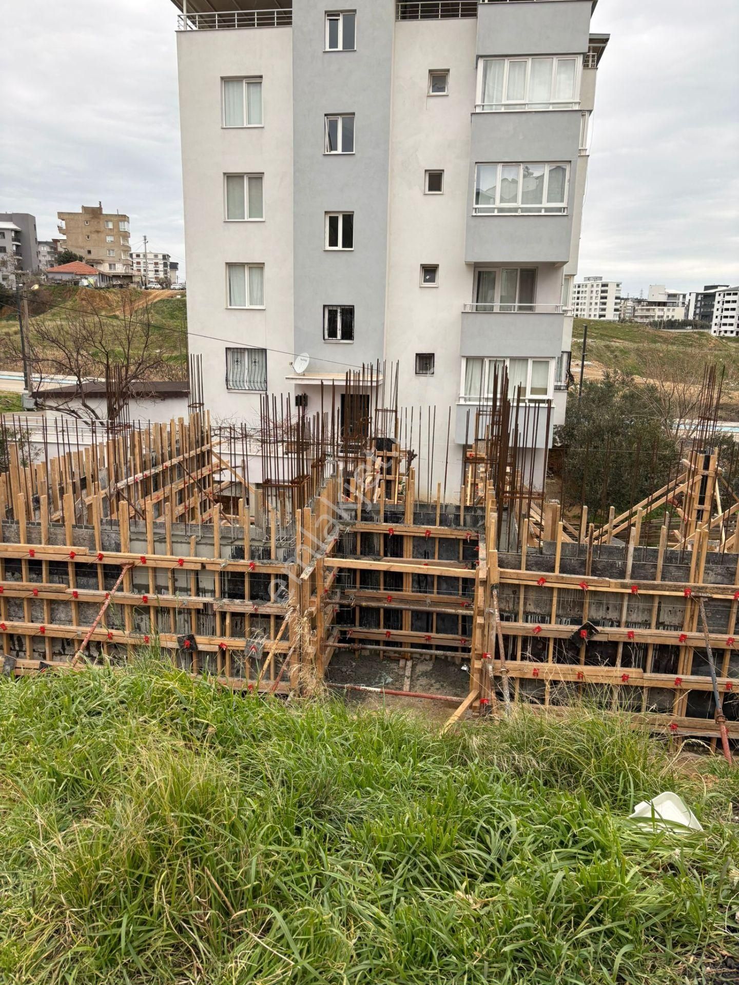 Aliağa Yaşam Merkezinin Orada 4+1 Satılık Ödeme Kolaylığı Olan - Görsel 4