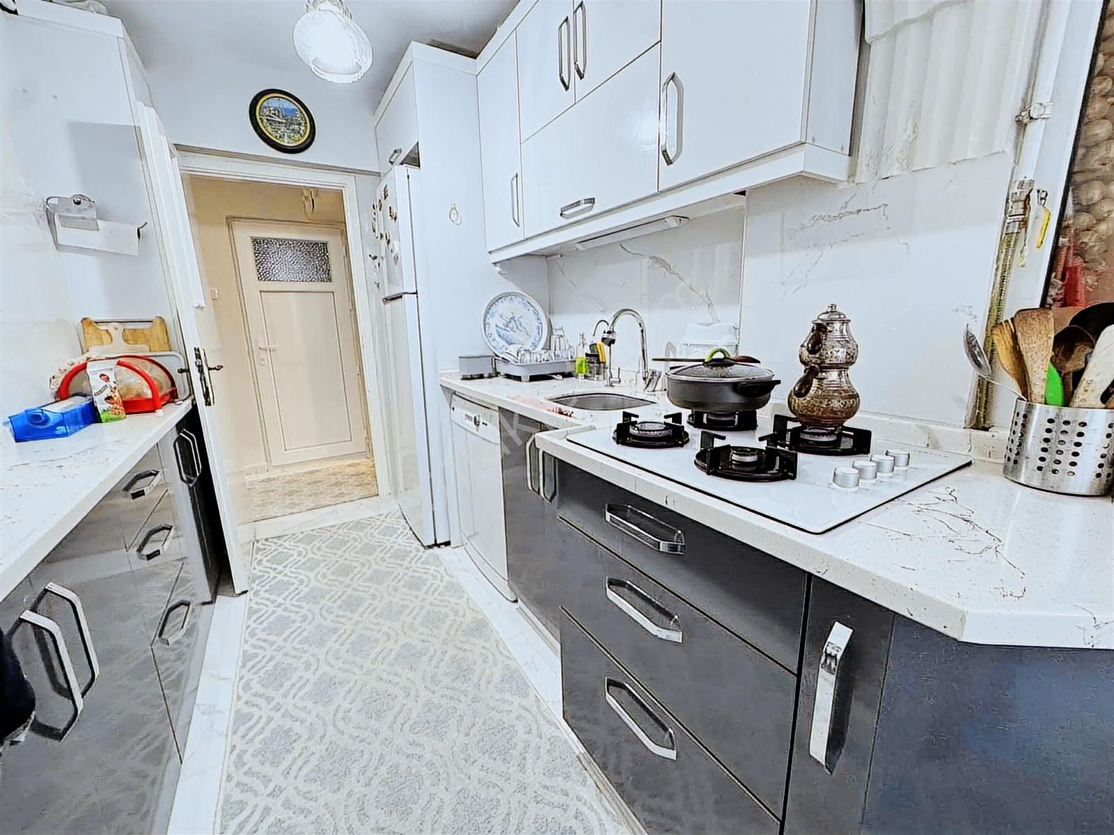 K2 Pera Güzelyalı Denize 50 Mt Satılık 2+1 Daire - Görsel 12