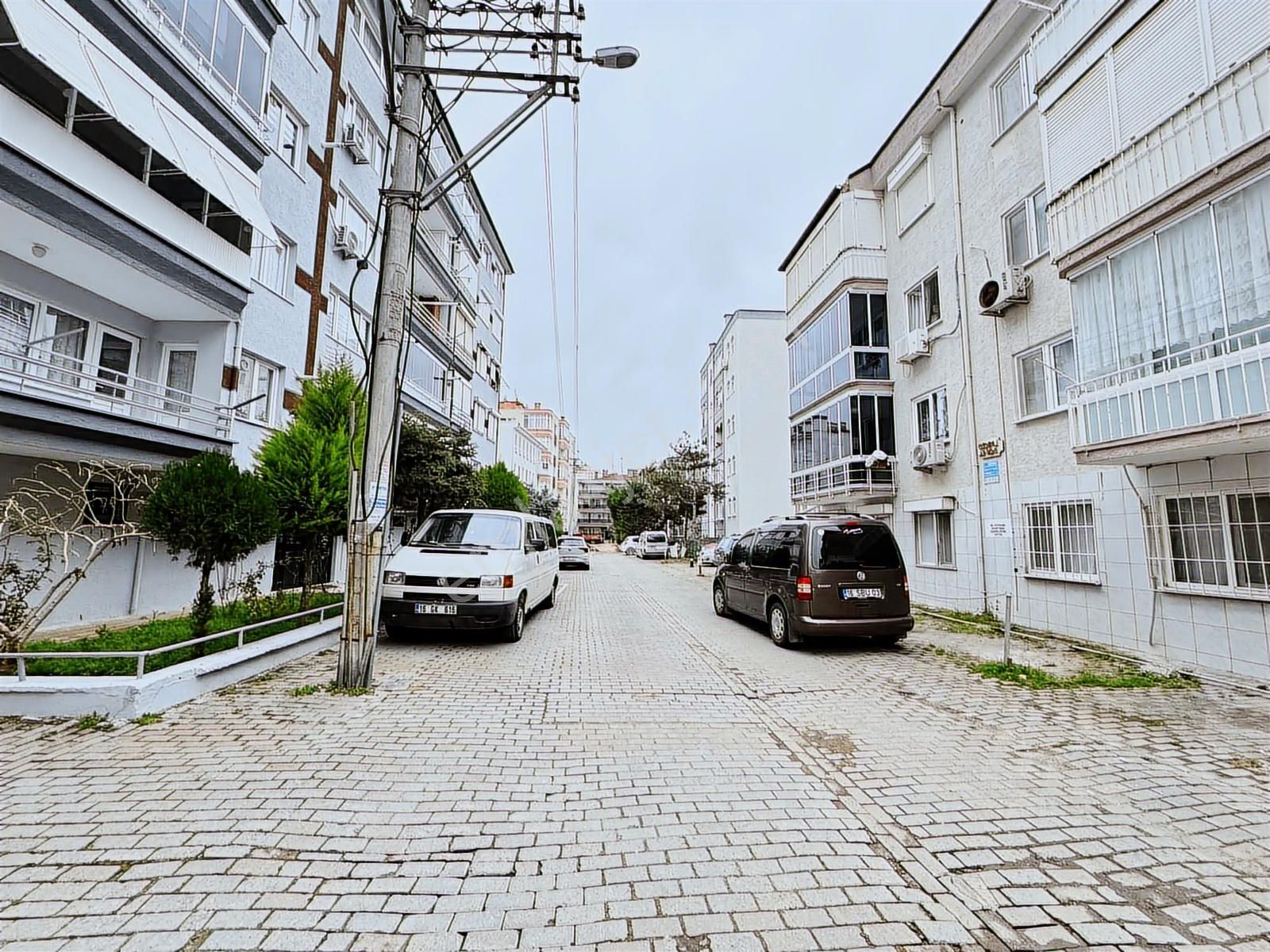 K2 Pera Güzelyalı Denize 50 Mt Satılık 2+1 Daire - Görsel 21