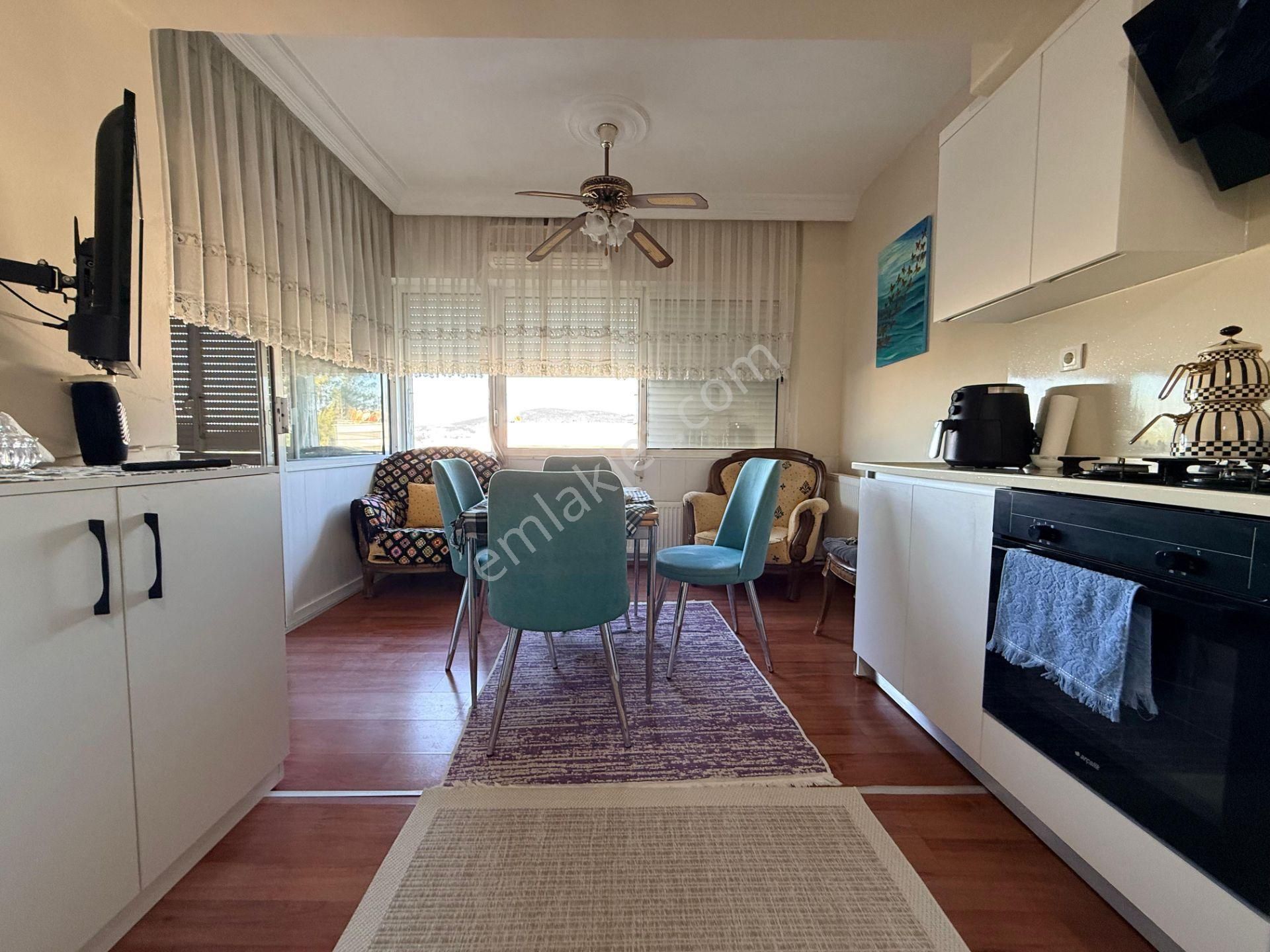 Aclass'dan Merkezı Konumda-sahıle Yakın-kısmi Manzaralı-doğalgazlı-masrafsız Acıl Satılık 3+1 - Görsel 14