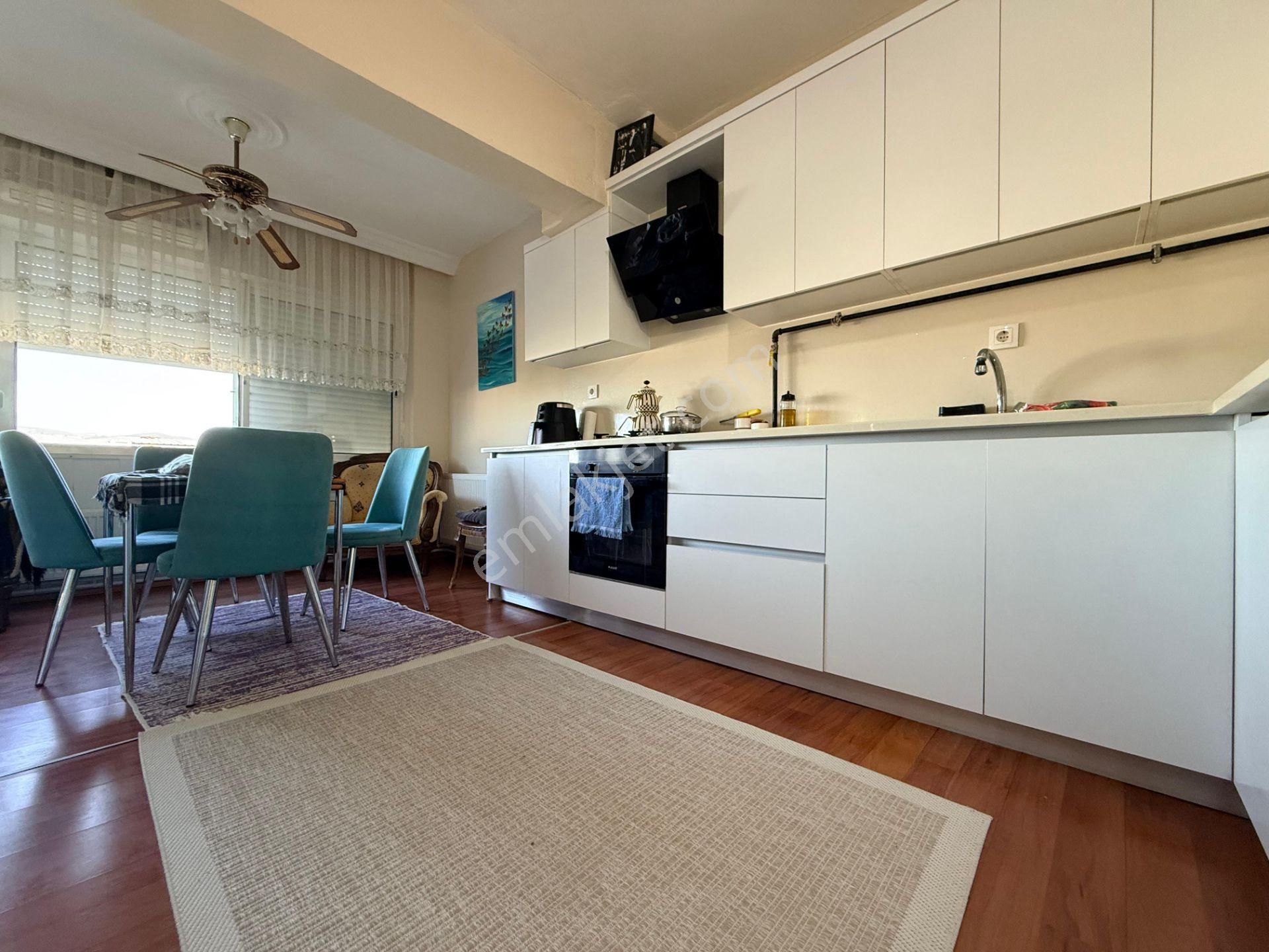 Aclass'dan Merkezı Konumda-sahıle Yakın-kısmi Manzaralı-doğalgazlı-masrafsız Acıl Satılık 3+1 - Görsel 13