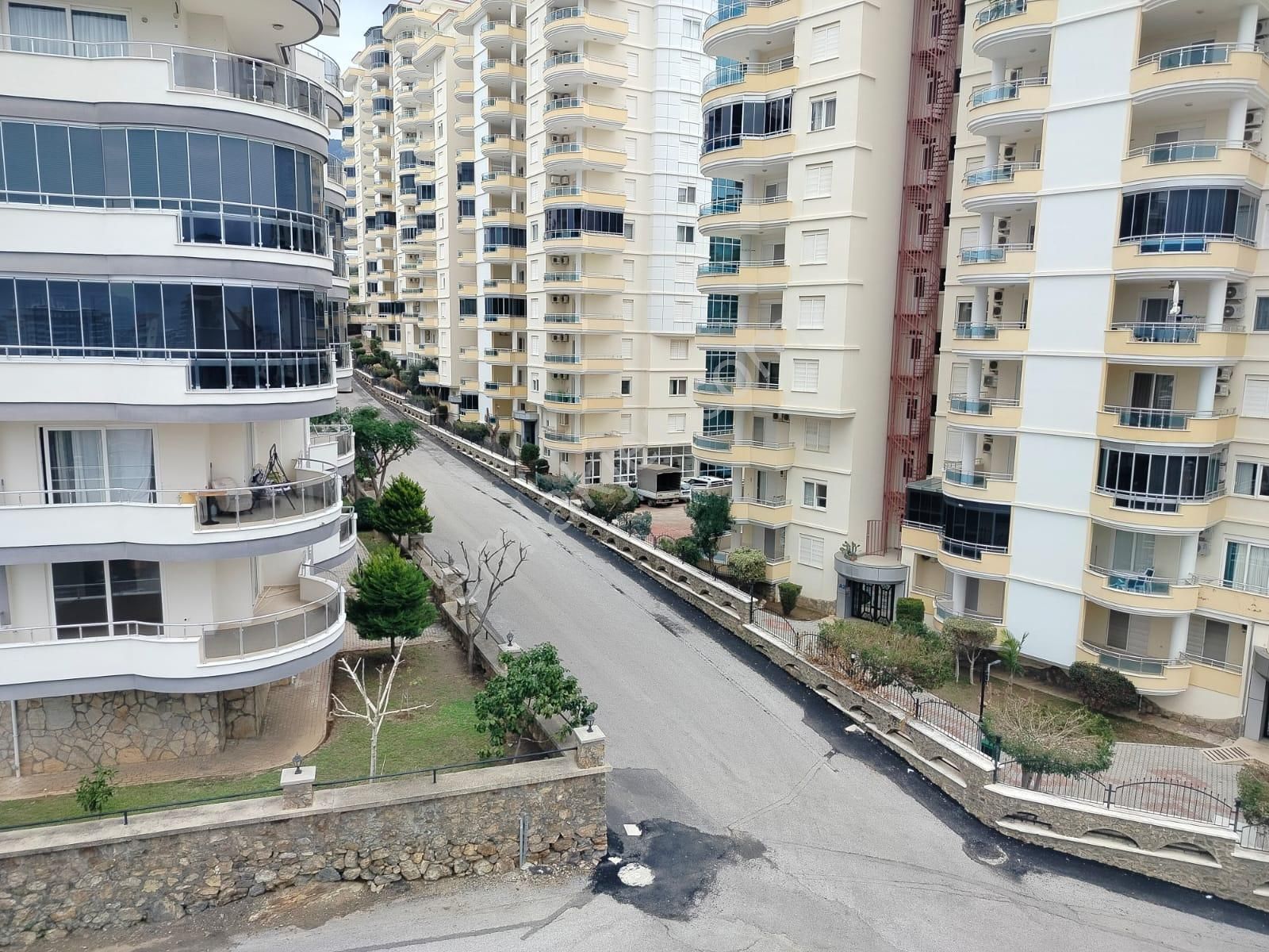 Alanya Da Mahmutlar Da Kiralık 1+1 [ Ayrı Mutfak ] Lüks Daire Geniş - Görsel 8