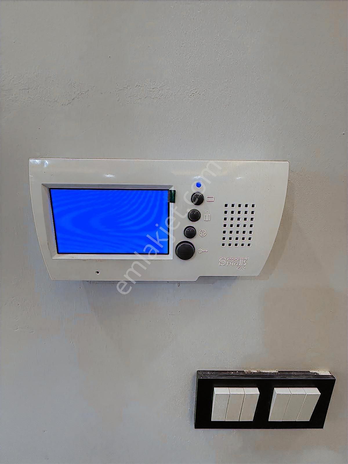 Tuğradan Yatırımlık Balkonlu Geniş 1+1 Son Fırsat Dairesi!!! - Görsel 13