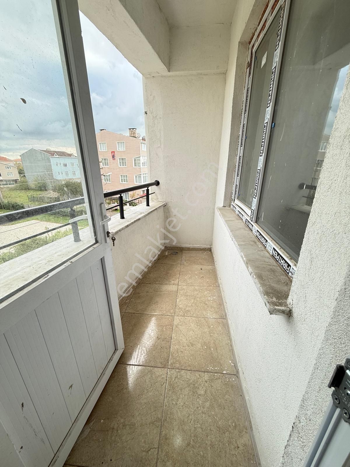 Tuğradan Yatırımlık Balkonlu Geniş 1+1 Son Fırsat Dairesi!!! - Görsel 9