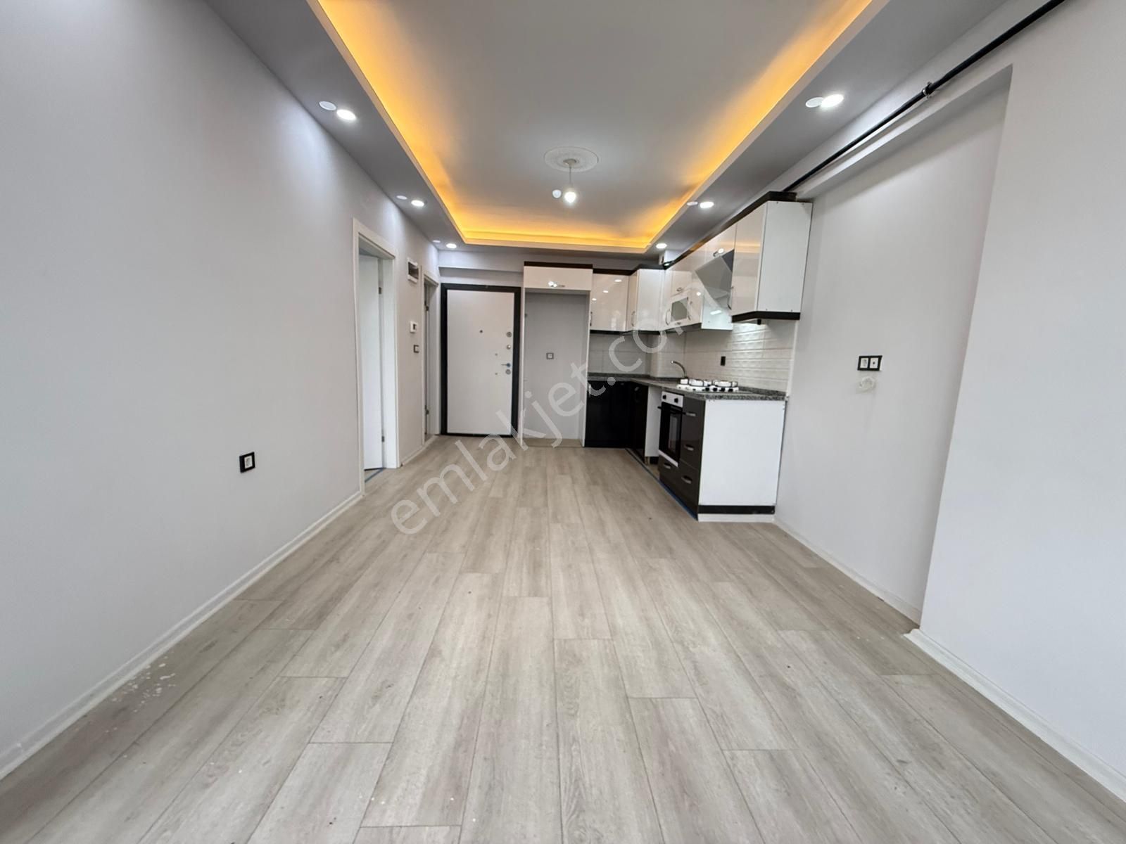 Tuğradan Yatırımlık Balkonlu Geniş 1+1 Son Fırsat Dairesi!!! - Görsel 5