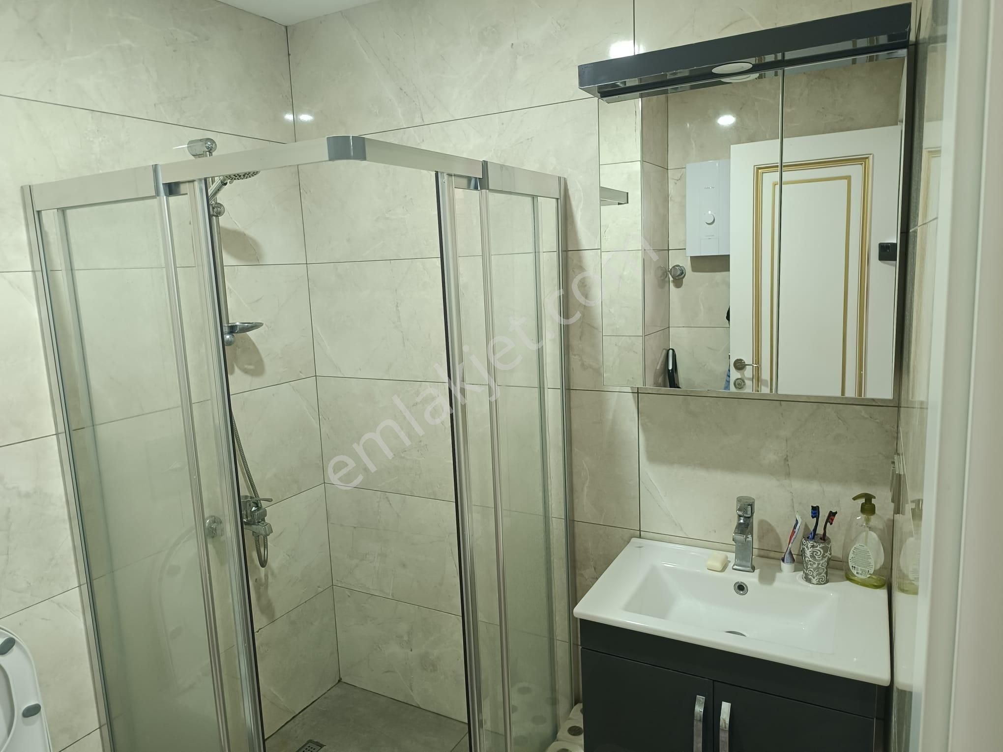 Alanya Da Mahmutlar Da Kiralık 1+1 Önü Açık Lüks Daire Geniş - Görsel 12