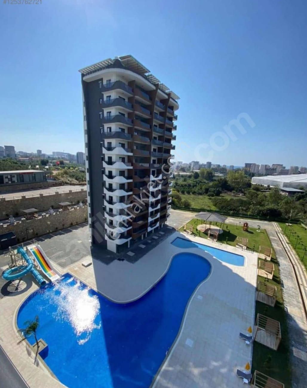 Alanya Da Mahmutlar Da Kiralık 1+1 Önü Açık Lüks Daire Geniş