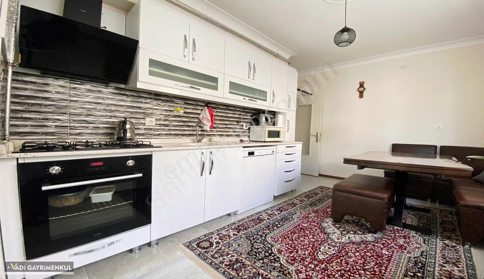 Vadi'den Karakaya'da Yeni Bina Masrasız İskanlı Kök Tapu 4+1! - Görsel 24