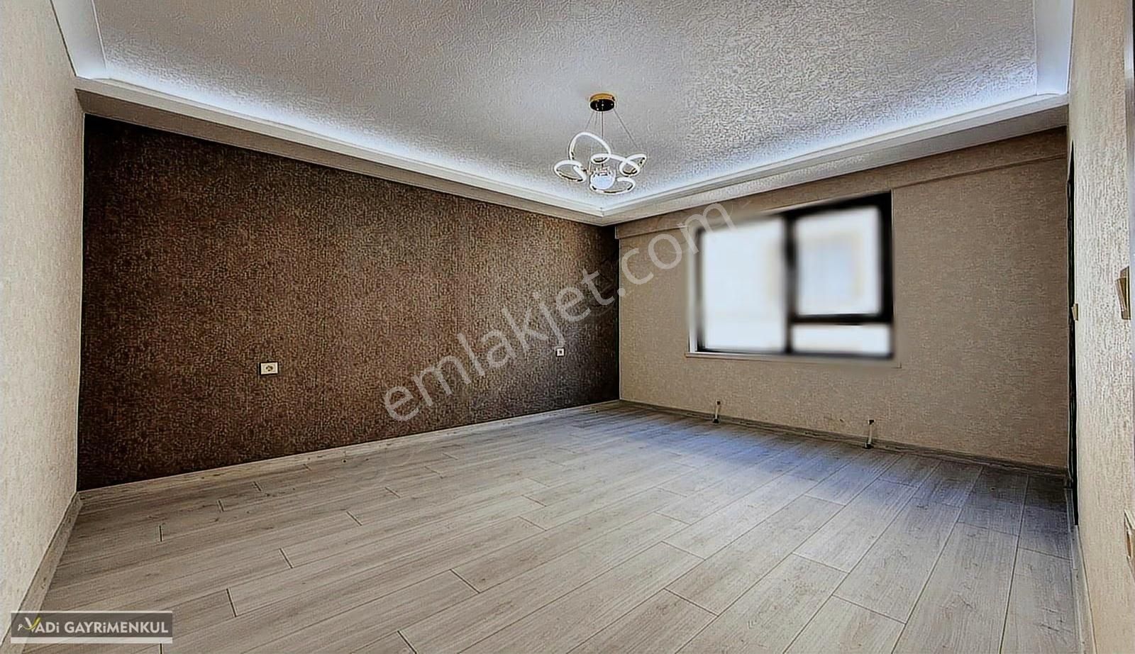 Vadi'den Karakayada Katta Sıfır Full Yapılı Çift Banyo Geniş 4+1 - Görsel 12