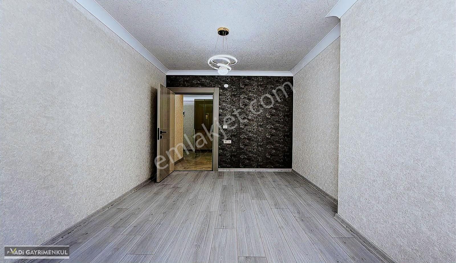 Vadi'den Karakayada Katta Sıfır Full Yapılı Çift Banyo Geniş 4+1 - Görsel 14