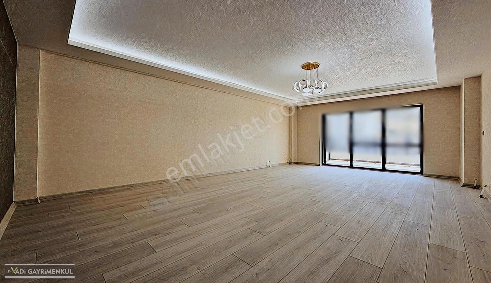 Vadi'den Karakayada Katta Sıfır Full Yapılı Çift Banyo Geniş 4+1 - Görsel 31