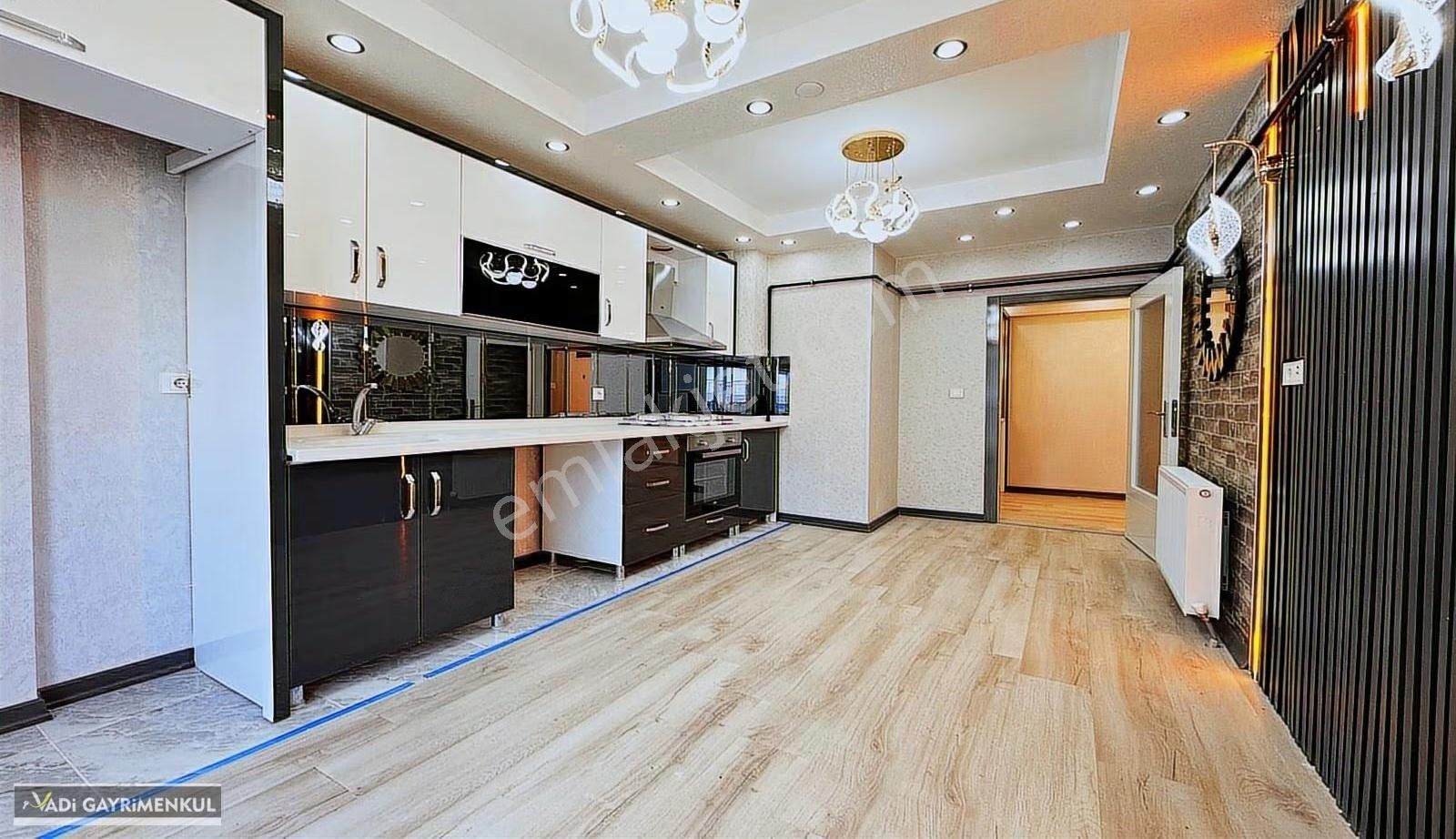 Vadi'den Karakaya'da Full Yapılı-e.banyolu-göz Kamaştıran 3+1 ! - Görsel 19