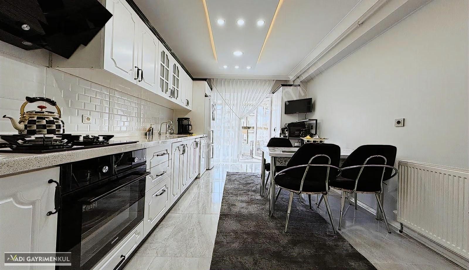 Vadi'den Konforun,ferahlığın Ve Şıklığın Buluştuğu 3+1 Daire ! - Görsel 25