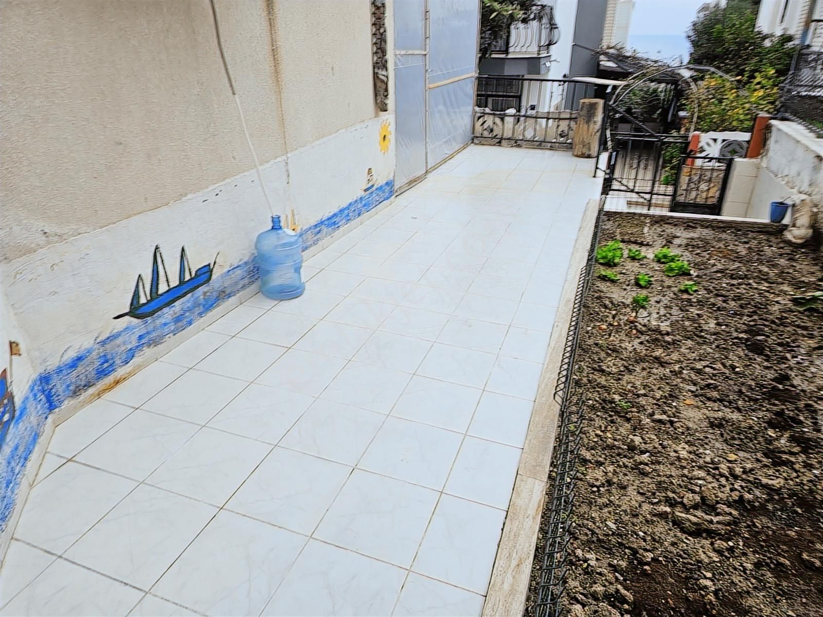 Kuşadası Kadınlar Denizinde Satılık Trıplex 3+1 Villa - Görsel 5