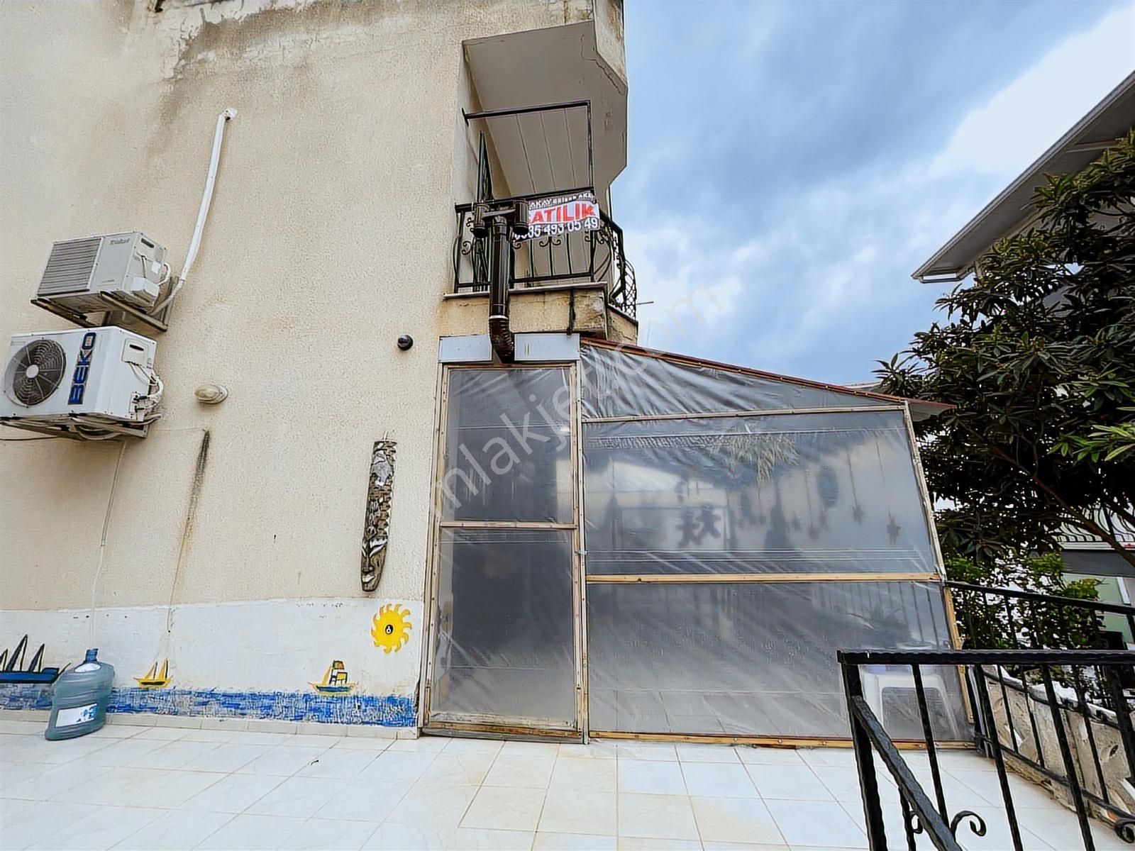 Kuşadası Kadınlar Denizinde Satılık Trıplex 3+1 Villa - Görsel 11