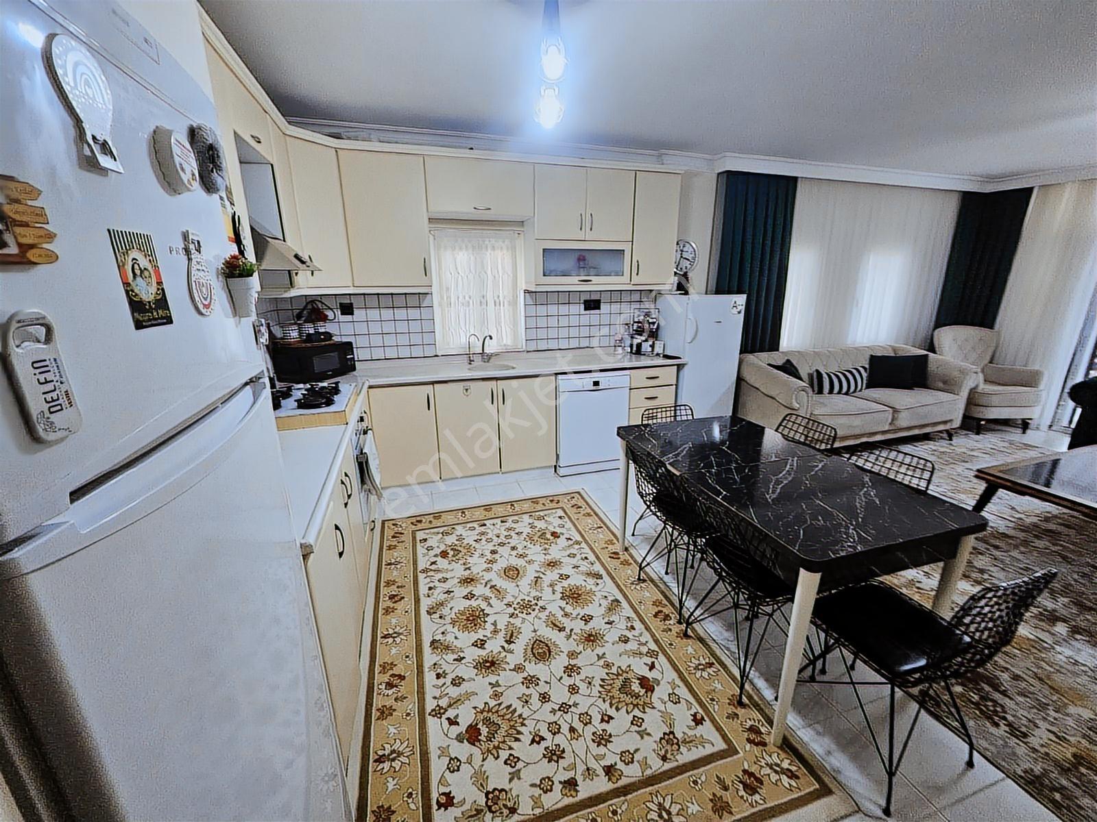 Kuşadası Kadınlar Denizinde Satılık Trıplex 3+1 Villa - Görsel 28