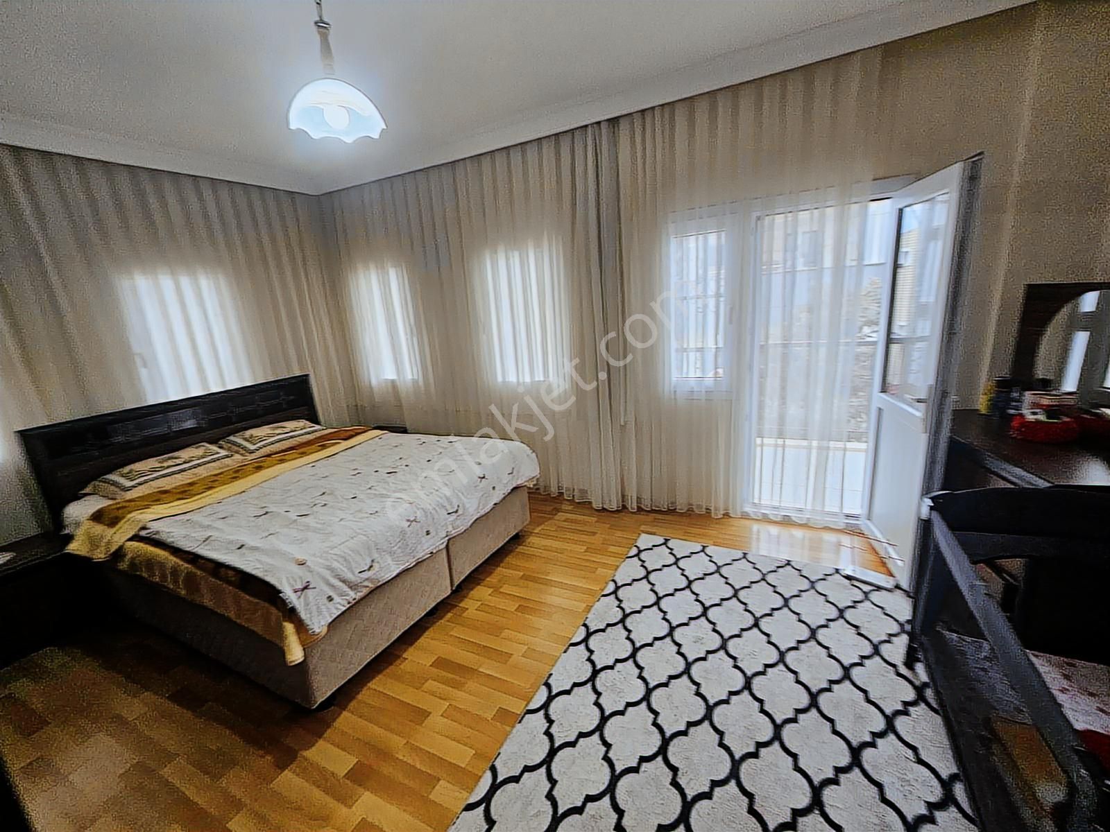 Kuşadası Kadınlar Denizinde Satılık Trıplex 3+1 Villa - Görsel 28