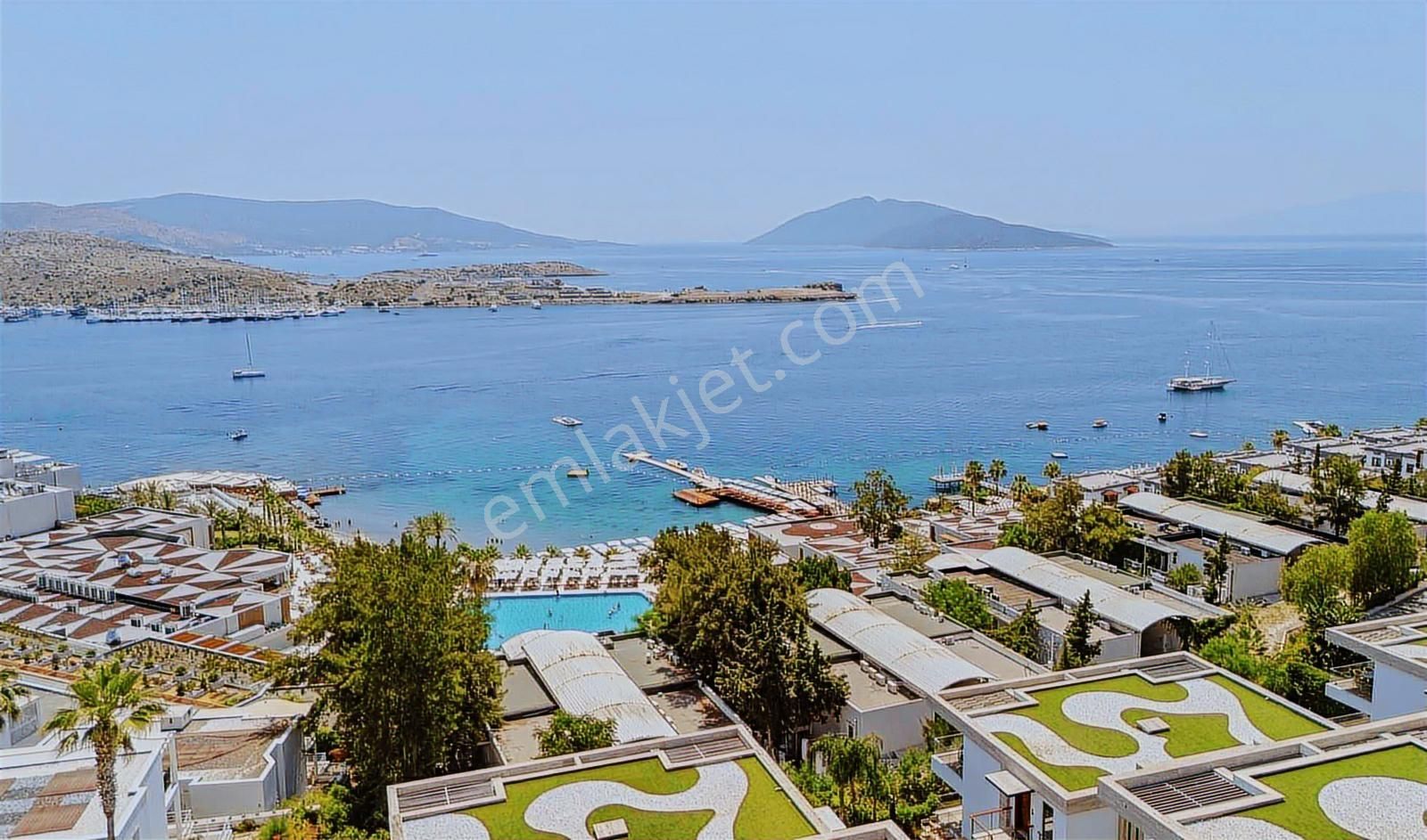 Bitez Asarlık'ta Denize Sıfır Lüks Rezidans