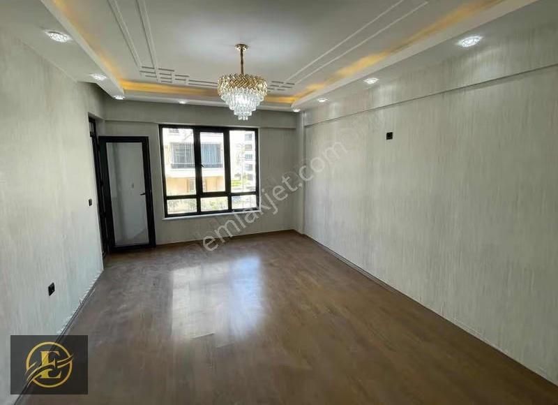 Ekol'den 2 Yaşında Yerden Isıtma İskanlı Hasarsız Fırsat 2.5+1 - Görsel 7