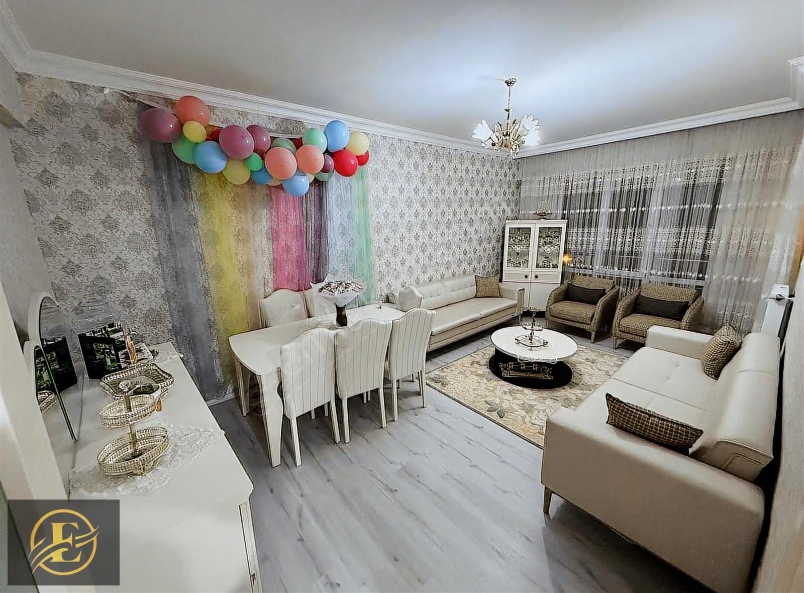 Ekol'den Full Bakımlı Çift Balkonlu İskanlı Göbek Kat 3+1